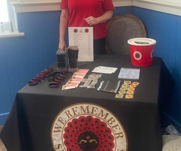 Leigh at the WRS table